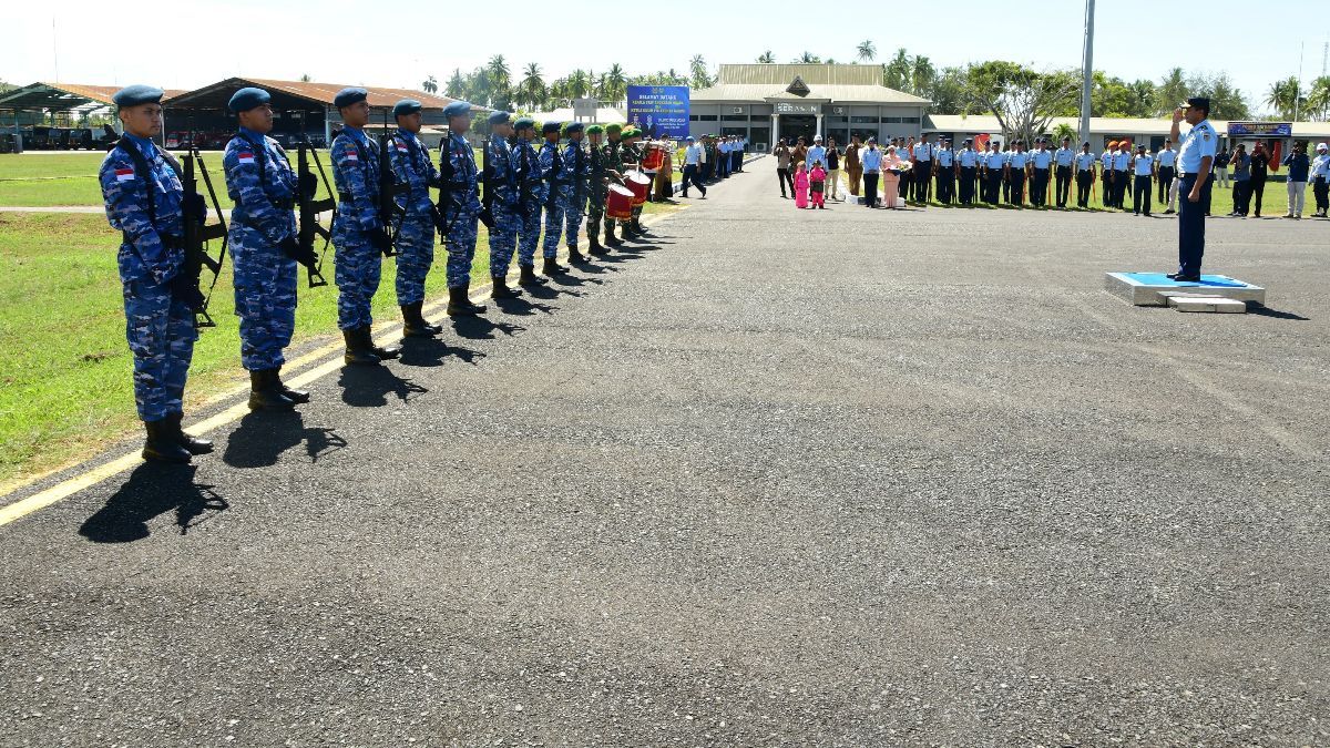 Potret Tugu Pesawat Super Tucano dan Sukhoi, Simbol Ketangkasan TNI AU Jaga Kedaulatan RI di Natuna