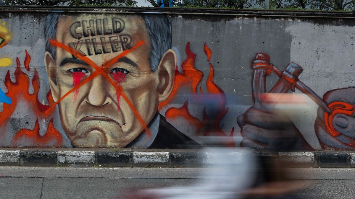 FOTO: Protes Genosida Israel, Mural Netanyahu Pembunuh Anak-Anak Hiasi Sudut Jakarta