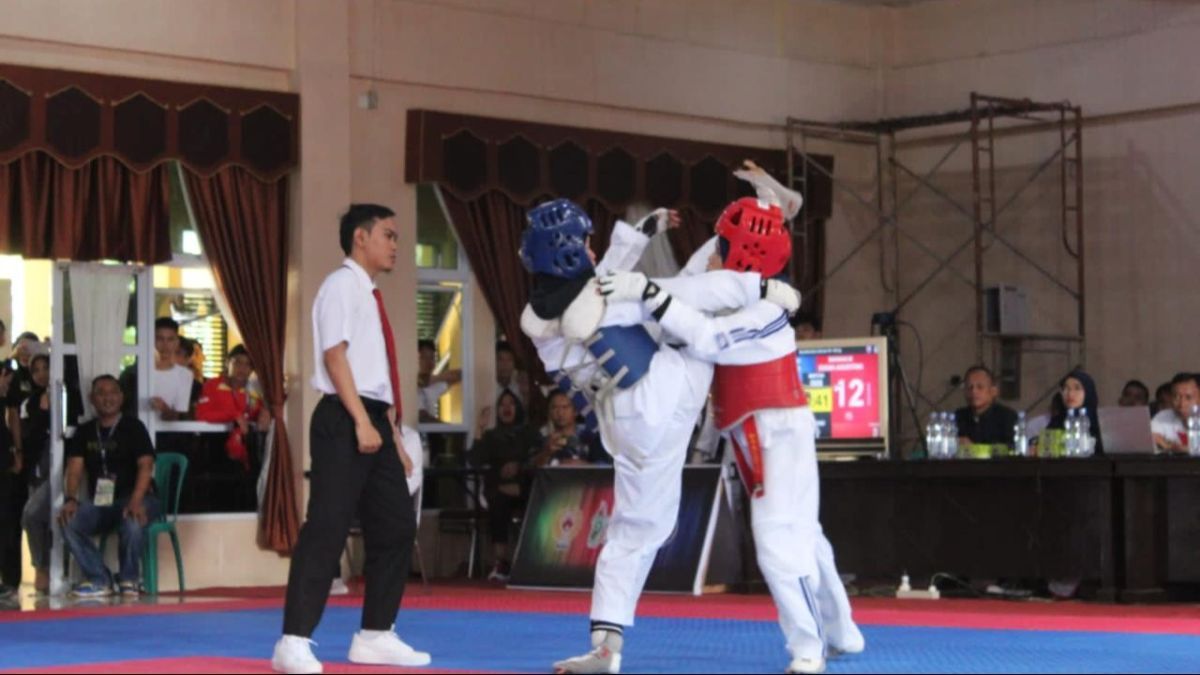 Perkenalkan Polwan Cantik dari Riau, Jago Taekwondo Sampai Menang di Ajang Bergengsi