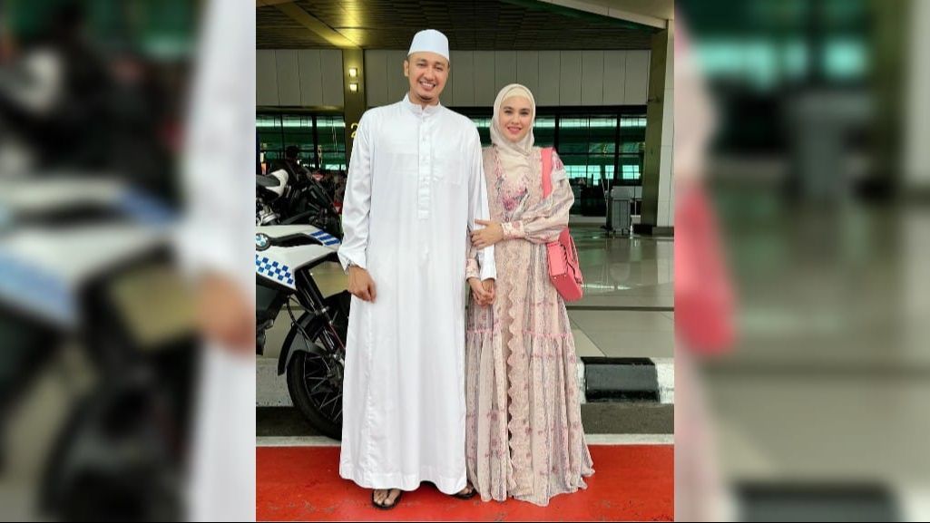 Potret Kartika Putri Berangkat Haji Bersama Habib Usman Bin Yahya: Alhamdulillah Allah Undang Kami Lagi