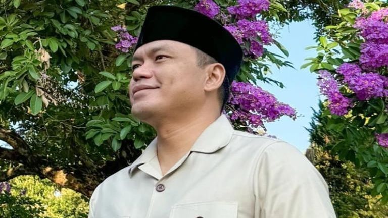 Resmi Jadi Komisaris Utama Pertamina, Ini Sosok Simon Aloysius Mantiri