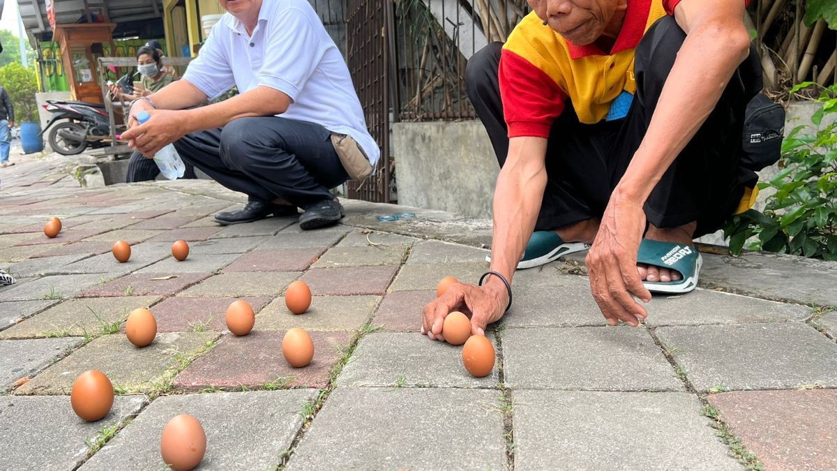 Mengenal Tradisi Mendirikan Telur di Tangerang, Dipercaya Bisa Datangkan Berkah