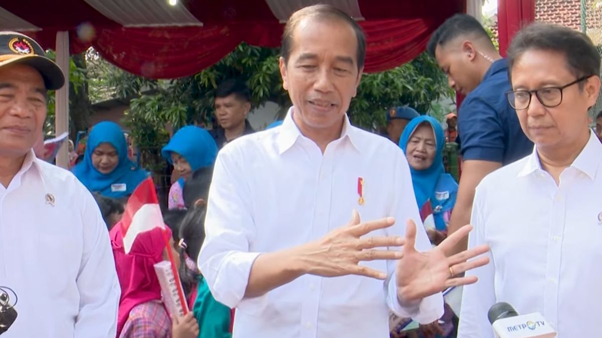 VIDEO: Tiga Kali Jokowi Ucap Menang, Yakin Timnas Libas Filipina di Kualifikasi Piala Dunia