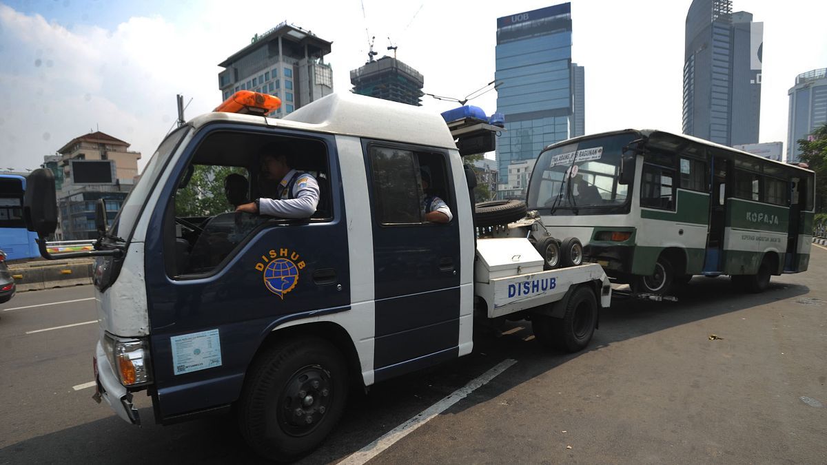 Sanksi Petugas Dishub DKI Pungli Sopir Pikap di Jakbar: Turun Pangkat hingga Potong Gaji