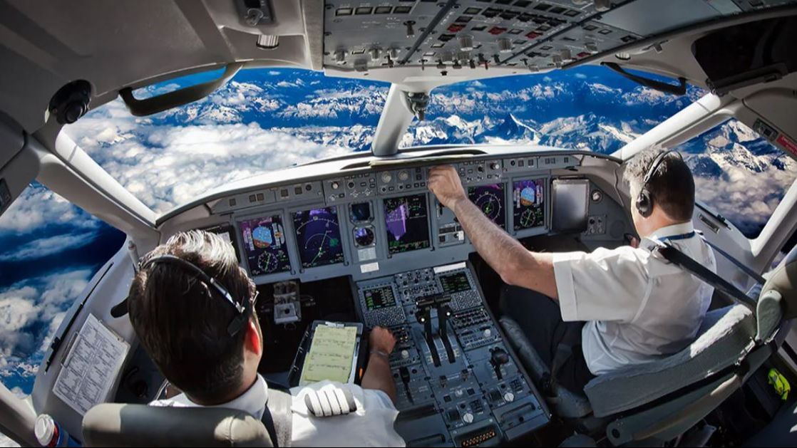 Mengapa Pilot Jarang Berjanggut? Ternyata Ini Alasannya