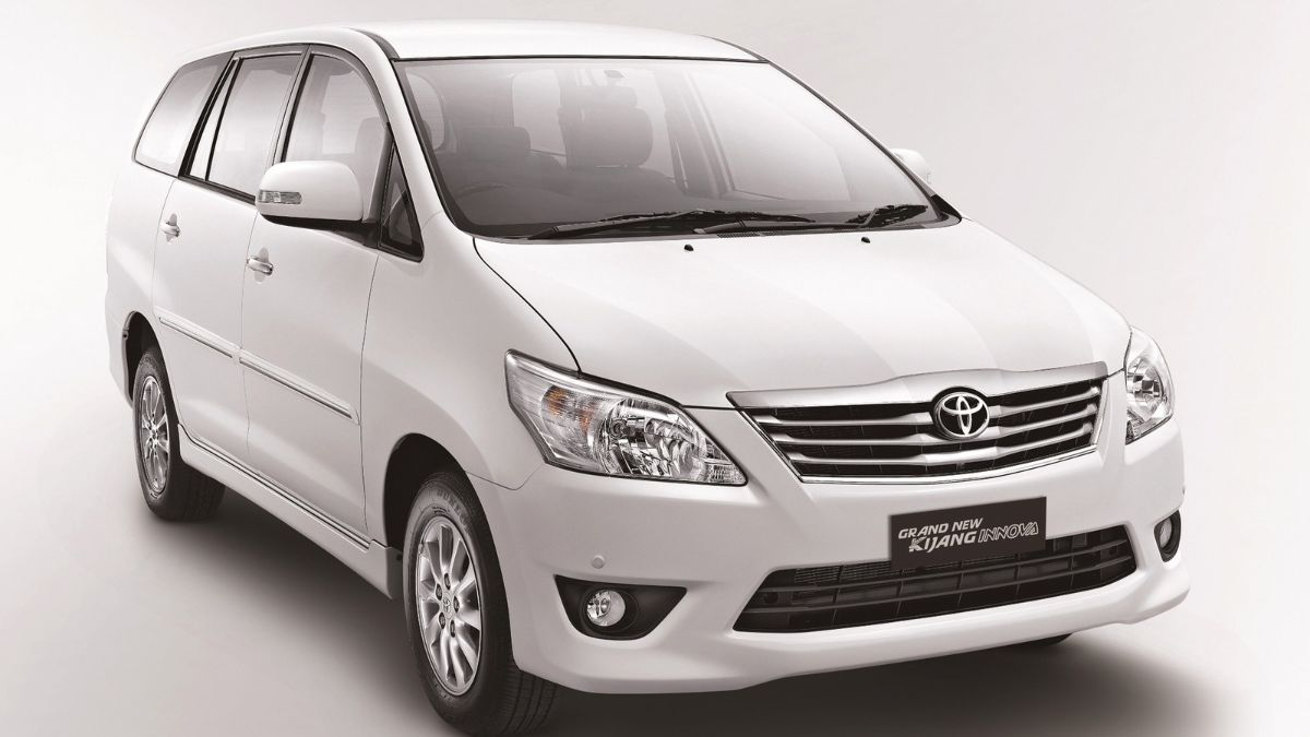 Intip Harga dan Pajak Mobil Toyota Kijang Innova Reborn Diesel Matic