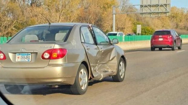 10 Potret Mobil Rusak Parah Tapi Tetap Dipaksa Jalan, Perbaiki di Bengkel Cuma Dianggap Marketing