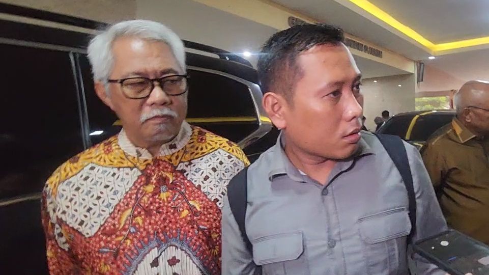 VIDEO: Keras! Staf Hasto PDIP Lapor Kapolri, Blak-blakan Soal Polisi Penyidik KPK