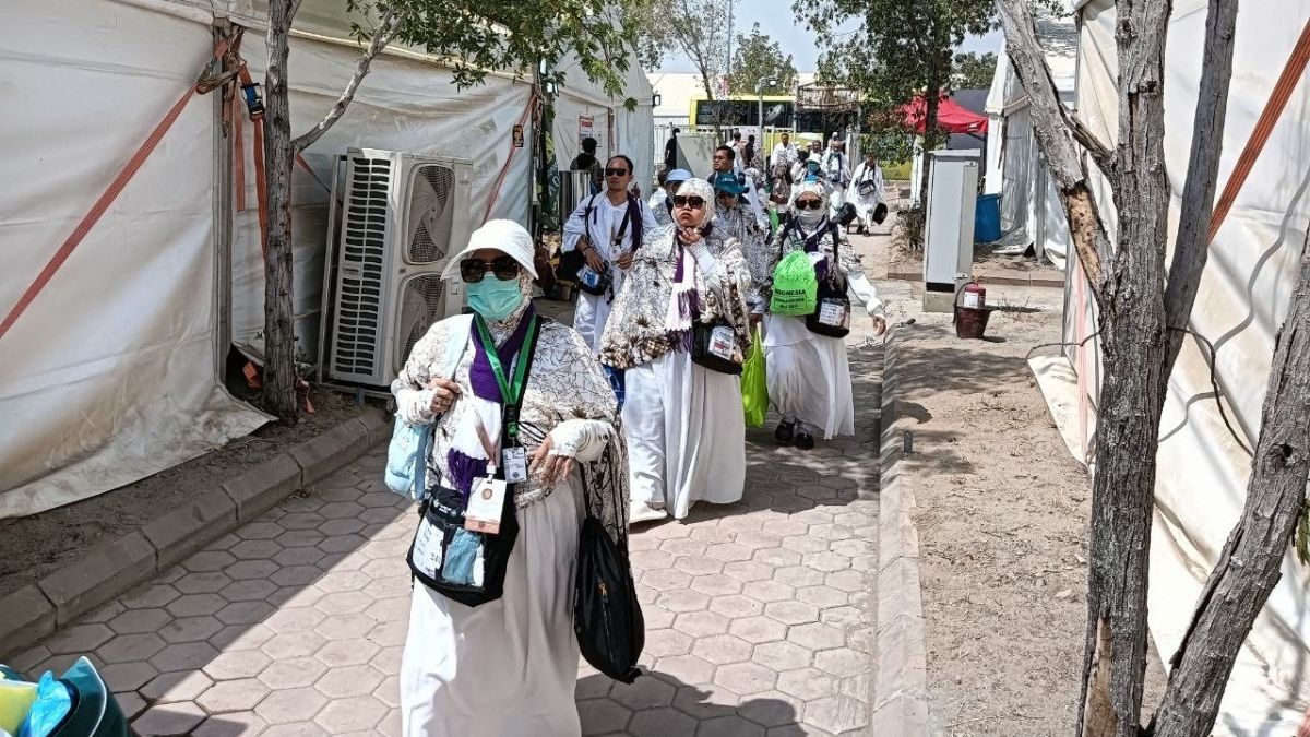 Puncak Haji, Jemaah Indonesia Bergerak ke Arafah untuk Wukuf