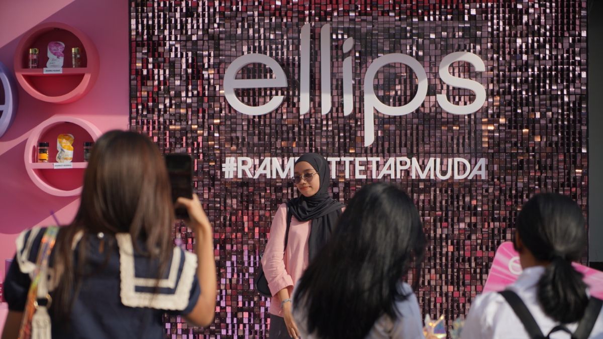 Hadir di Universitas Sumatera Utara, Ellips Shine Sister Ajak Mahasiswa Tampil Percaya Diri dengan #RambutTetapMuda