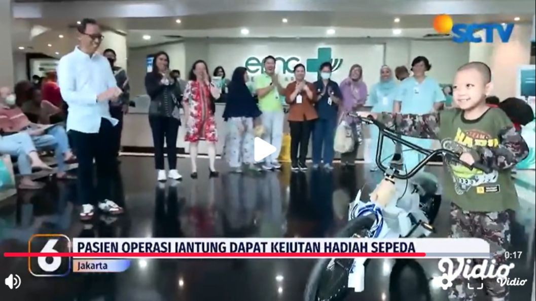 YPP SCTV-Indosiar Beri Bantuan Operasi Jantung Gratis Anak Pedagang Cilok dari Garut