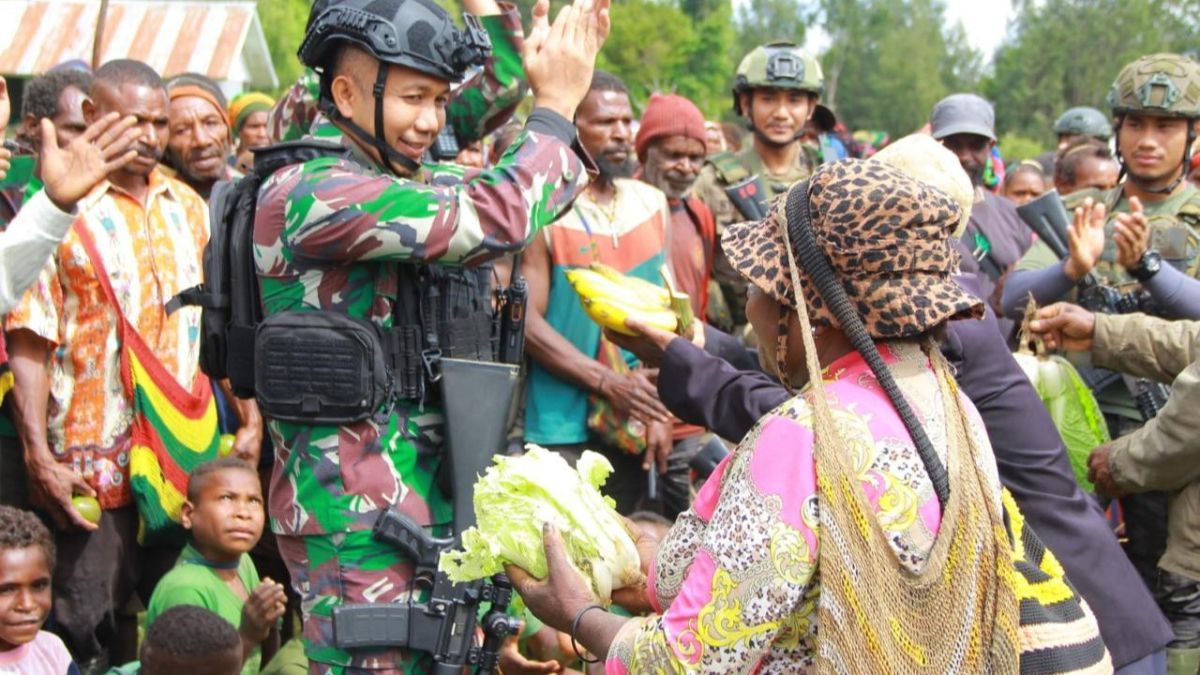 Kronologi Babinsa Koramil Sinak Tewas Ditembak OPM, Diadang Langsung Ditembak