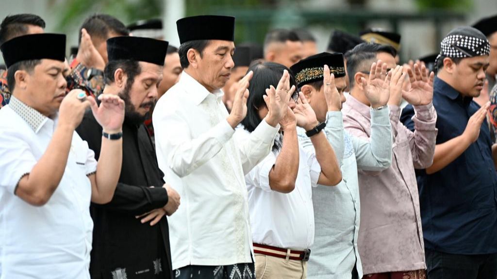 Bukan di Solo, Jokowi Salat Iduladha di Simpang Lima Semarang