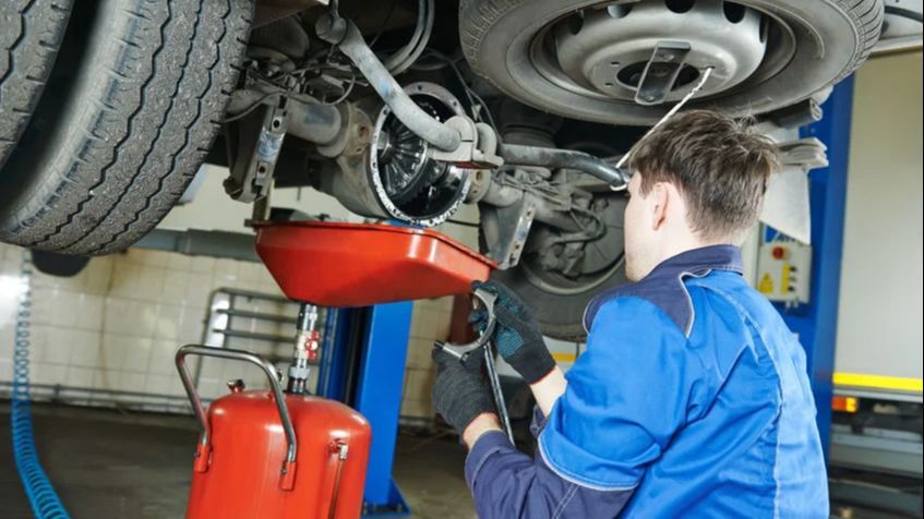 Mobil mengeluarkan bunyi pada gardan karena adanya penyebab tertentu dan ada cara untuk mengatasi masalah ini.