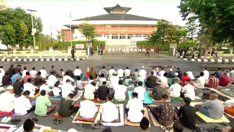 Iduladha, Jokowi Salat Id di Masjid Raya Baiturrahman Semarang