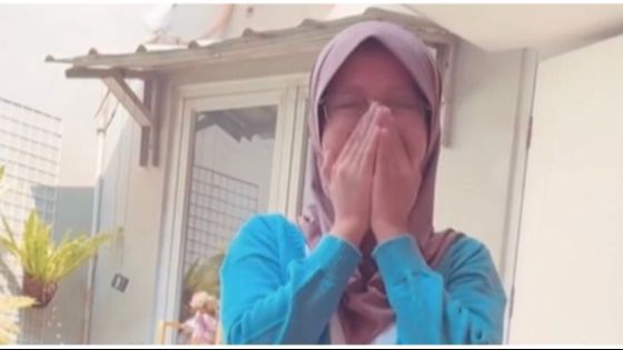 Momen Majikan Beri Hadiah Biayai Kuliah Anak ARTnya Ini Viral, Tuai Pujian