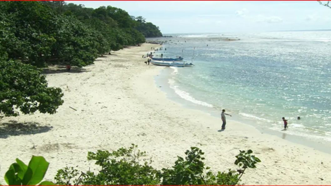 Lokasinya Tersembunyi, Begini Sensasi Berpetualang ke Pantai Pasir Putih Nusakambangan