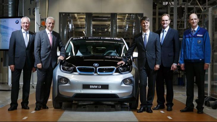 Perkiraan Biaya Pajak Mobil BMW Tahun 2024