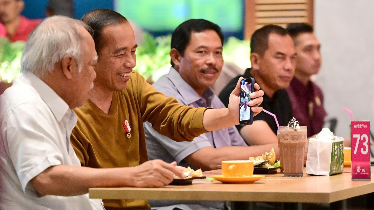 Murah Meriah, Pak Bas Bocorkan Harga Makanan Jokowi, Menteri & Jenderal TNI-Polri