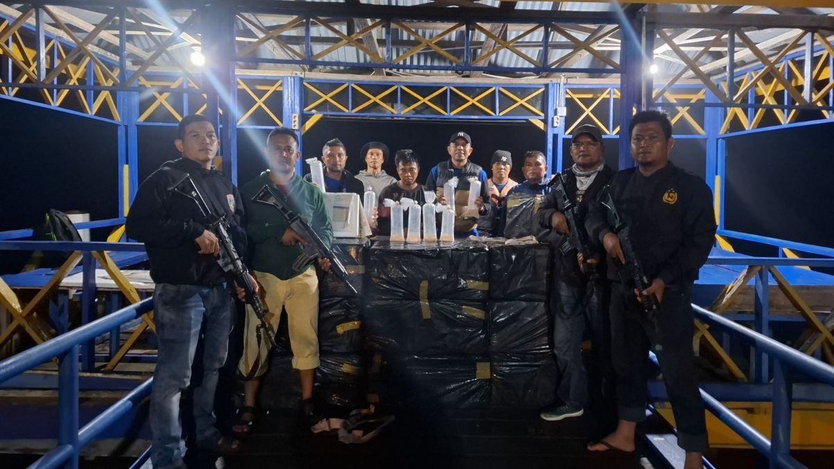 Geledah Speedboat Mencurigakan, Polisi Temukan Benih Lobster Senilai Rp20 Miliar