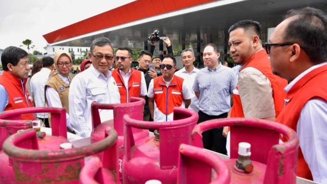 Menteri Arifin Tasrif Temui Menteri PUPR, Minta Biaya Gas Murah