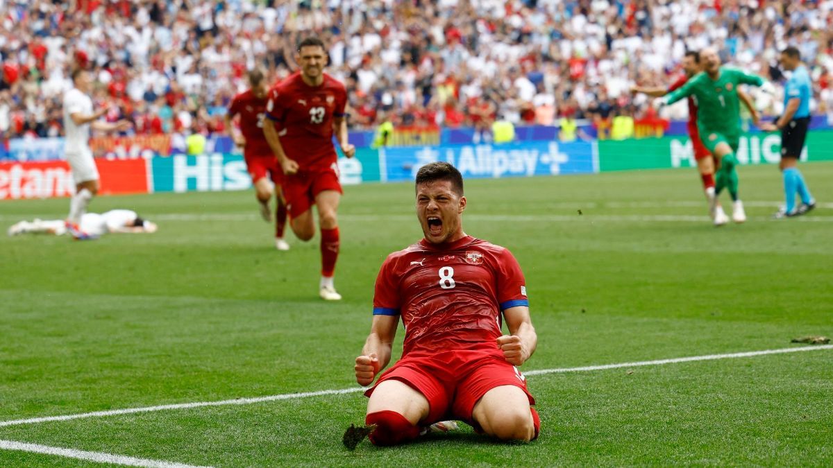 FOTO: Dramatis! Gol Luka Jovic Selamatkan Serbia dari Kekalahan Lawan Slovenia di Euro 2024