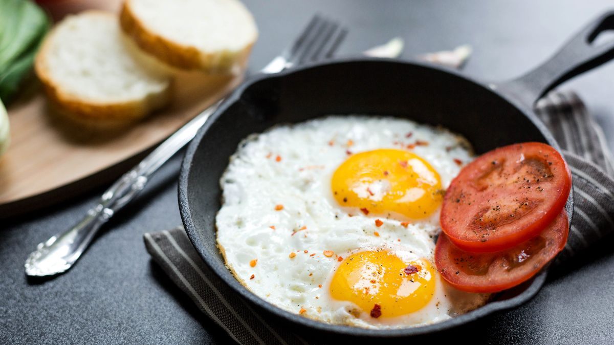 Tanpa Margarin, Begini Trik Goreng Telur Ceplok Jadi Lebih Lembut