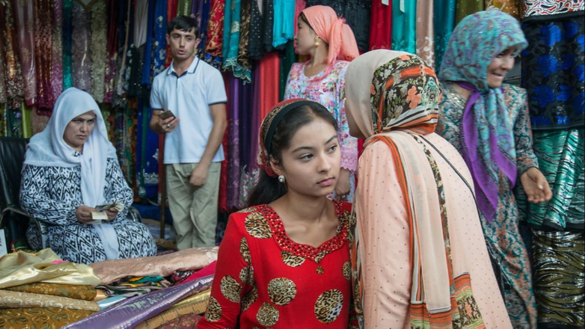 Negara Muslim Ini Resmi Larang Jilbab dan Perayaan Lebaran, Dianggap Budaya Asing