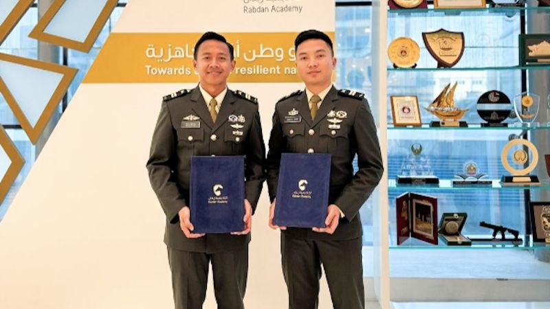 Berotak Encer, Dua Perwira TNI Raih Summa Cumlaude di UAE, Sosoknya Gagah dan Tampan