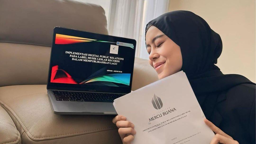 Lesti Kejora Ternyata Lanjutkan Kuliah, Baru Sidang Sempro Judulnya jadi Sorotan