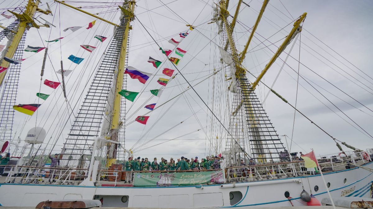 Muhibah Budaya Jalur Rempah KRI Dewaruci Singgah di Melaka, Perkuat Hubungan Indonesia-Malaysia