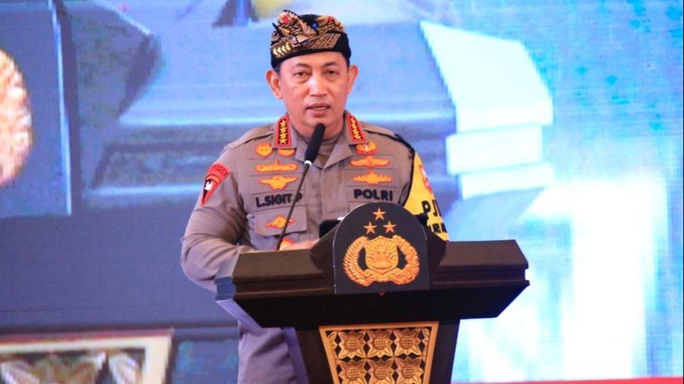 Mutasi Polri: Irjen Syahar Diantono Jadi Kabaintelkam, Kapolda Banten Jadi Kadiv Propam