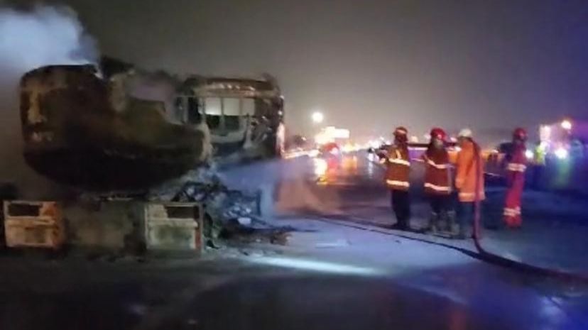 Pertamina: Distribusi BBM ke Jawa Timur Tak Terganggu Akibat Truk Tangki Terbakar di Tol Ngawi