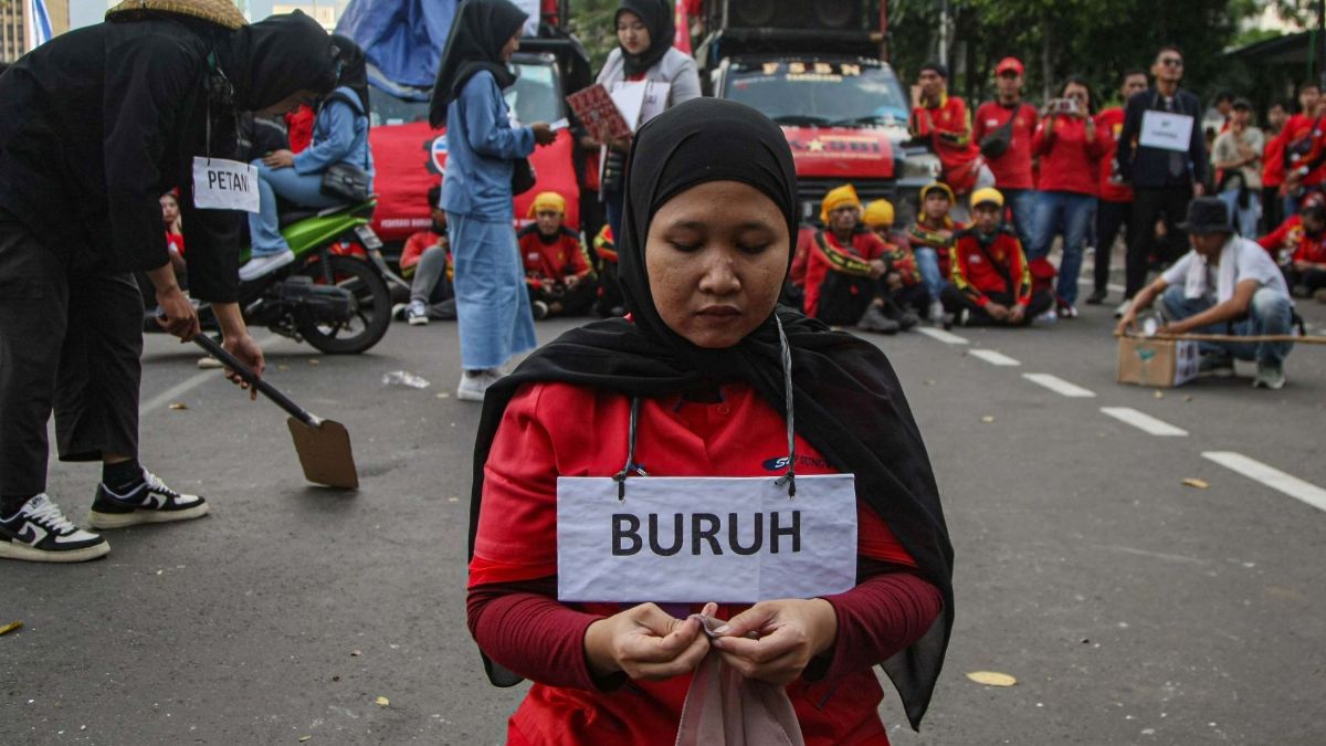 FOTO: Dinilai Tidak Pro Rakyat, Massa Buruh Bersama Masyarakat Menolak Program Tapera