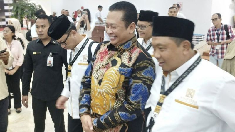 Pimpinan MPR Temui Jokowi di Istana