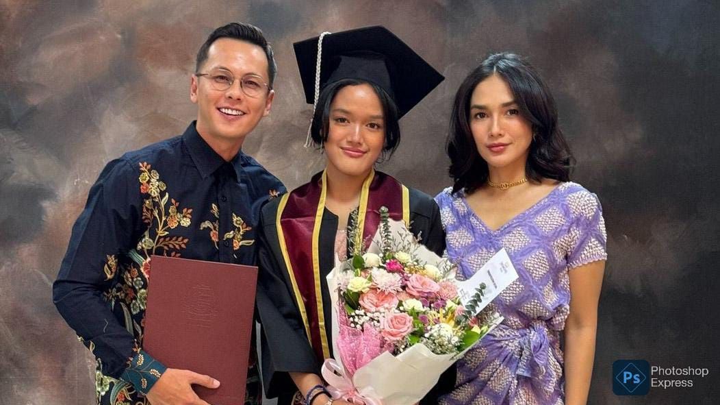 Potret Ara Anak Ussy Sulistiawaty Wisuda SMA, Cantik & Pesonanya 11 12 dengan Sang Mama