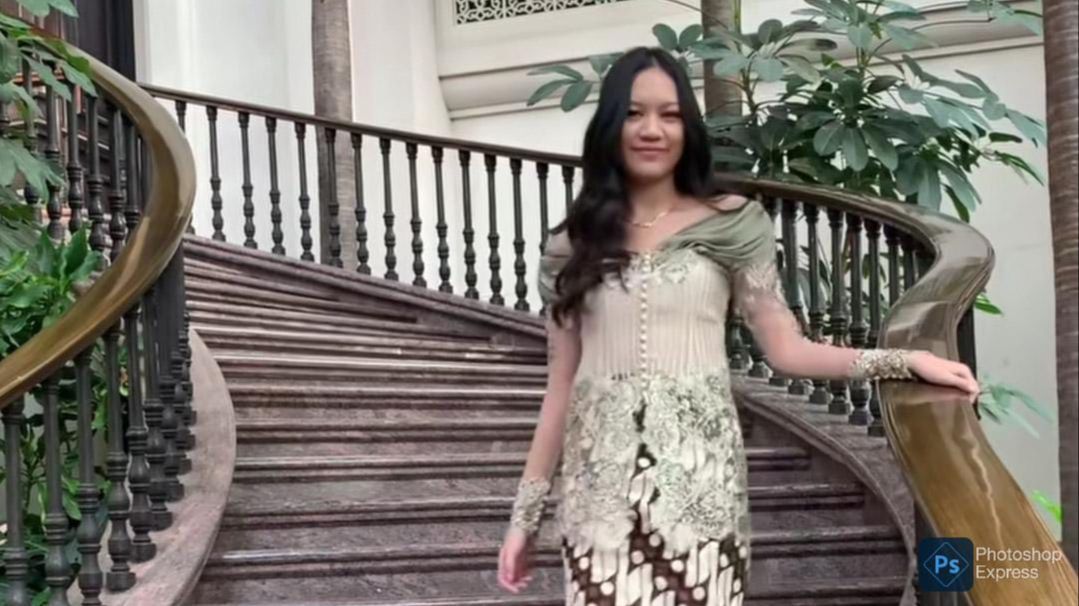 Potret Cantik Lula Putri Bimbim Slank di Acara Wisuda SMA, Tampil Berkebaya Anggun Banget