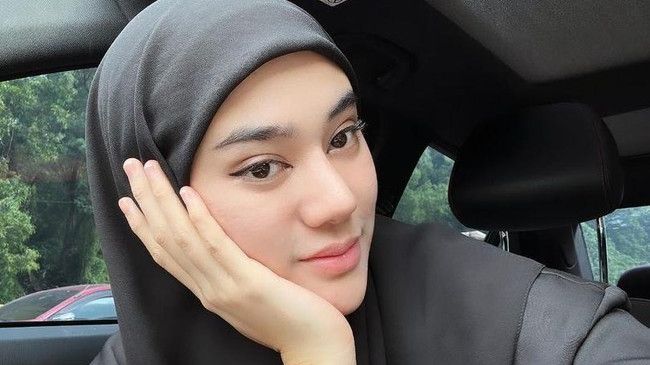 Makin Mengebu-Gebu Lakukan Kebaikan, Berikut Beberapa Potret Clara Shinta Bangun Rumah Tahfidz Quran