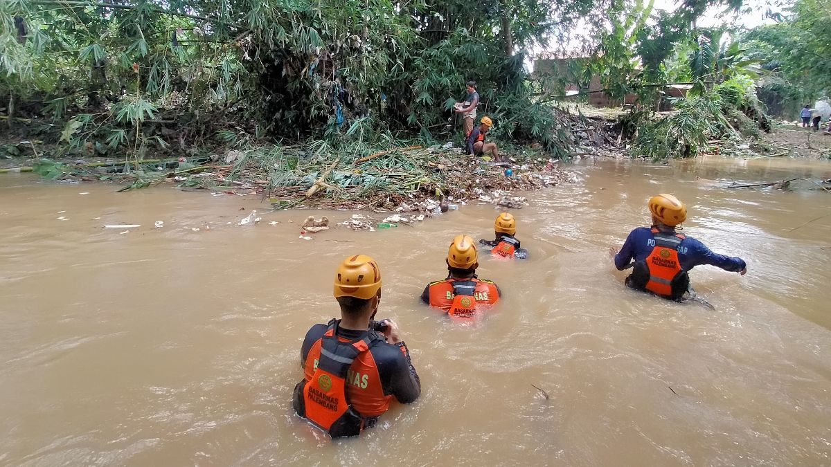 Banjar Bandang Terjang Lubuklinggau, Puluhan Rumah Rusak dan 1 Balita Hilang