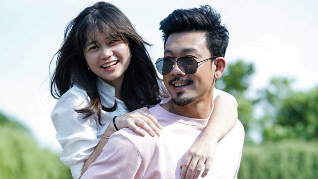 Terharu Dapat Kejutan dari Suami, Berikut Ini 10 Potret Baby Shower Olivia Allan Istri Denny Sumargo