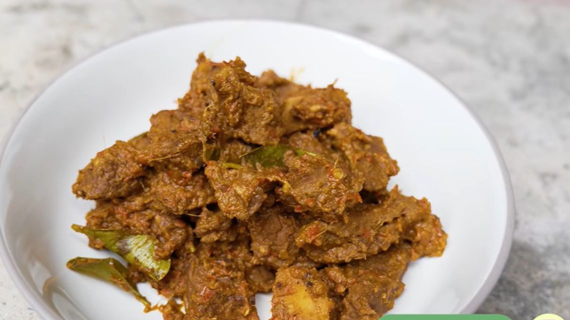 Tanpa Microwave atau Kompor, Ini Trik Hangatkan Rendang Agar Awet Berhari-hari