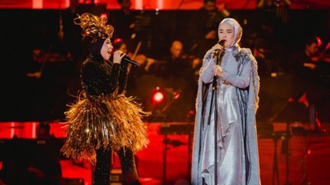 Melly Goeslaw Spontan Ciptakan Lagu untuk Palestina saat Konser di Malaysia, Hasil Disumbangkan untuk Kemanusiaan