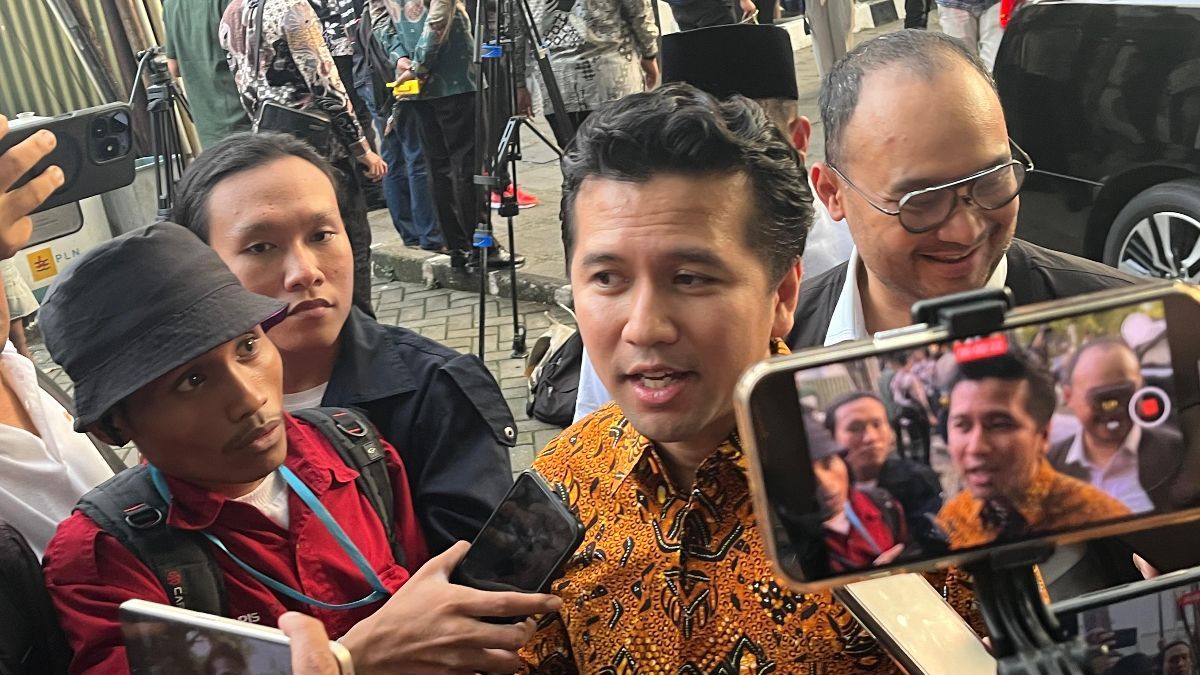 Respons Emil Dardak Disebut Lebih Cocok jadi Menteri Ketimbang Cawagub Jawa Timur oleh PDIP