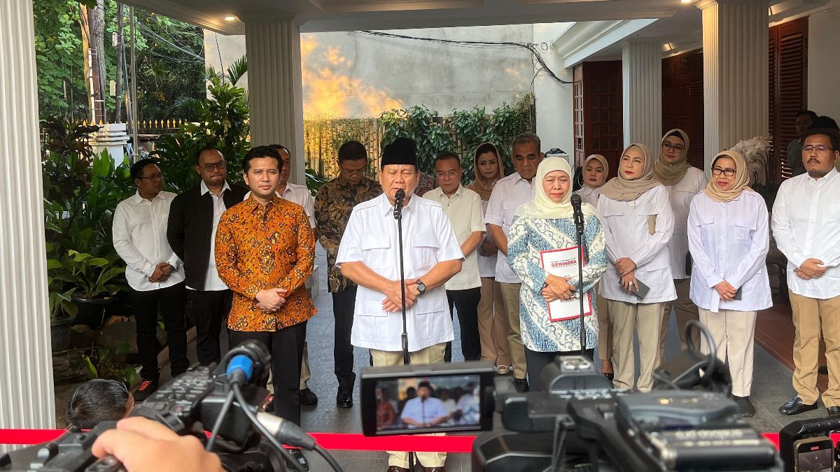 Prabowo: Khofifah Punya Inisiatif Didik 1.000 Anak Palestina di Pesantren Jatim