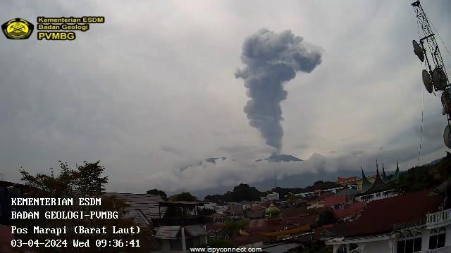 Gunung Marapi Erupsi 2 Kali Pagi Ini, Semburkan Abu Vulkanik Setinggi 400 Meter