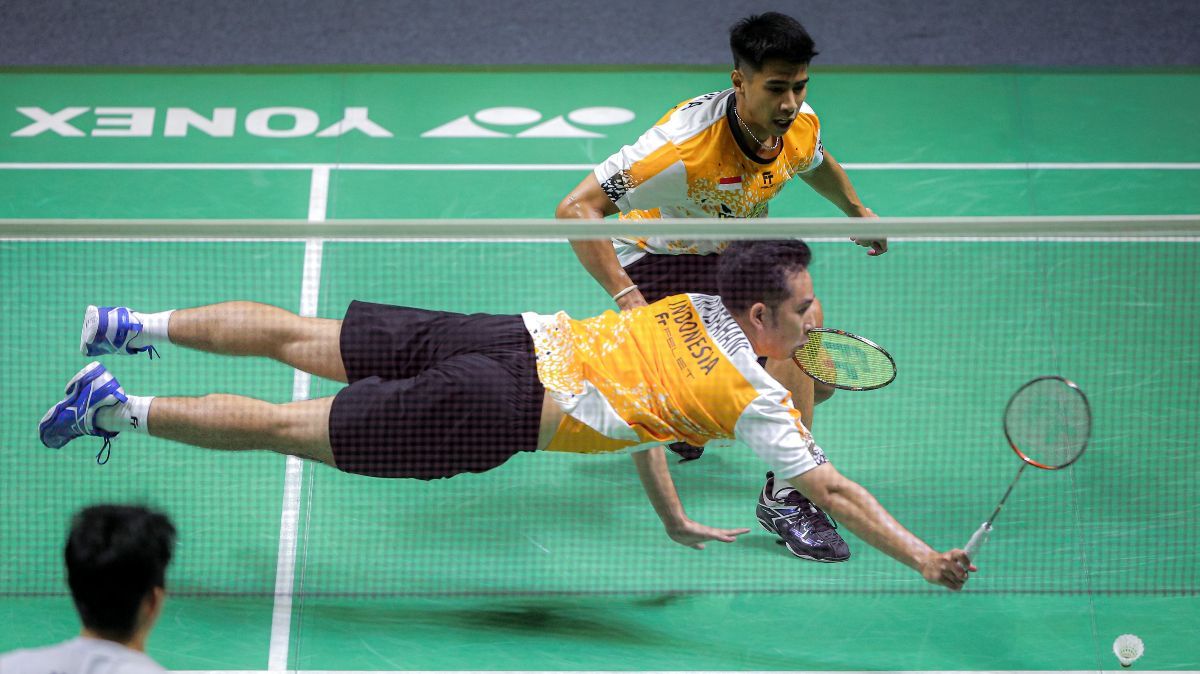 FOTO: Jadi Satu-Satunya Pasangan yang Tersisa, Ini Potret Dramatis Sabar/Reza saat Mati-Matian Tampil di Semifinal Indonesia Open 2024