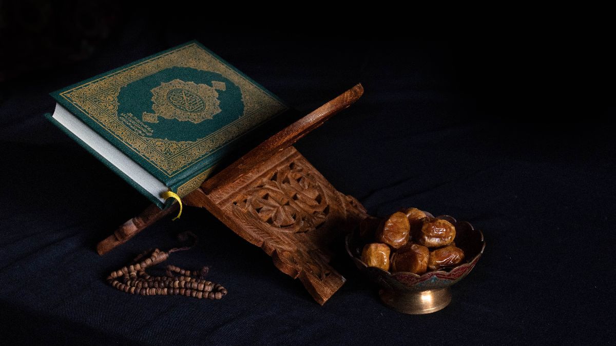 Doa Khotmil Quran Latin dan Artinya, Lengkap dengan Dalil