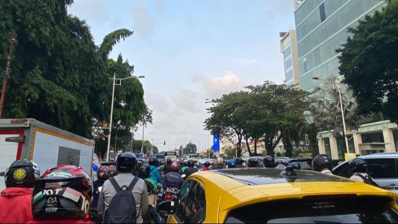 Jalan Juanda menuju Monas Macet Imbas Perayaan HUT Bhayangkara