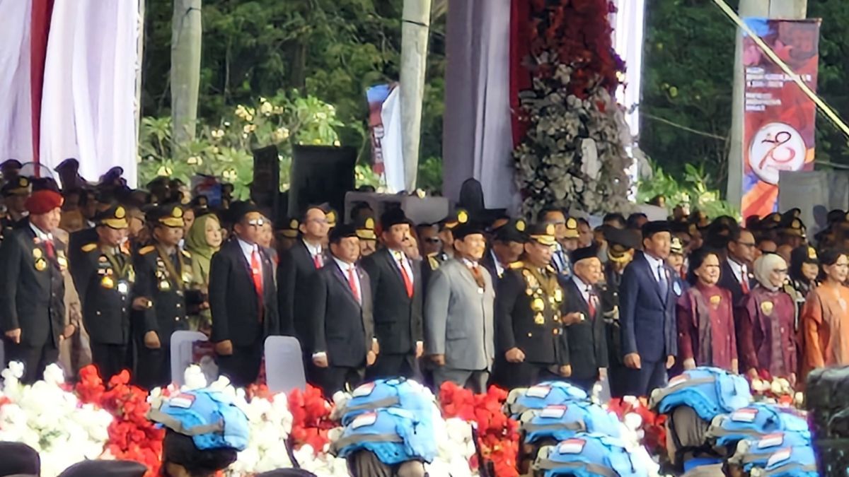 VIDEO: Menengok Penampilan Prabowo di HUT Polri Usai Jalani Operasi Bertaruh Nyawa