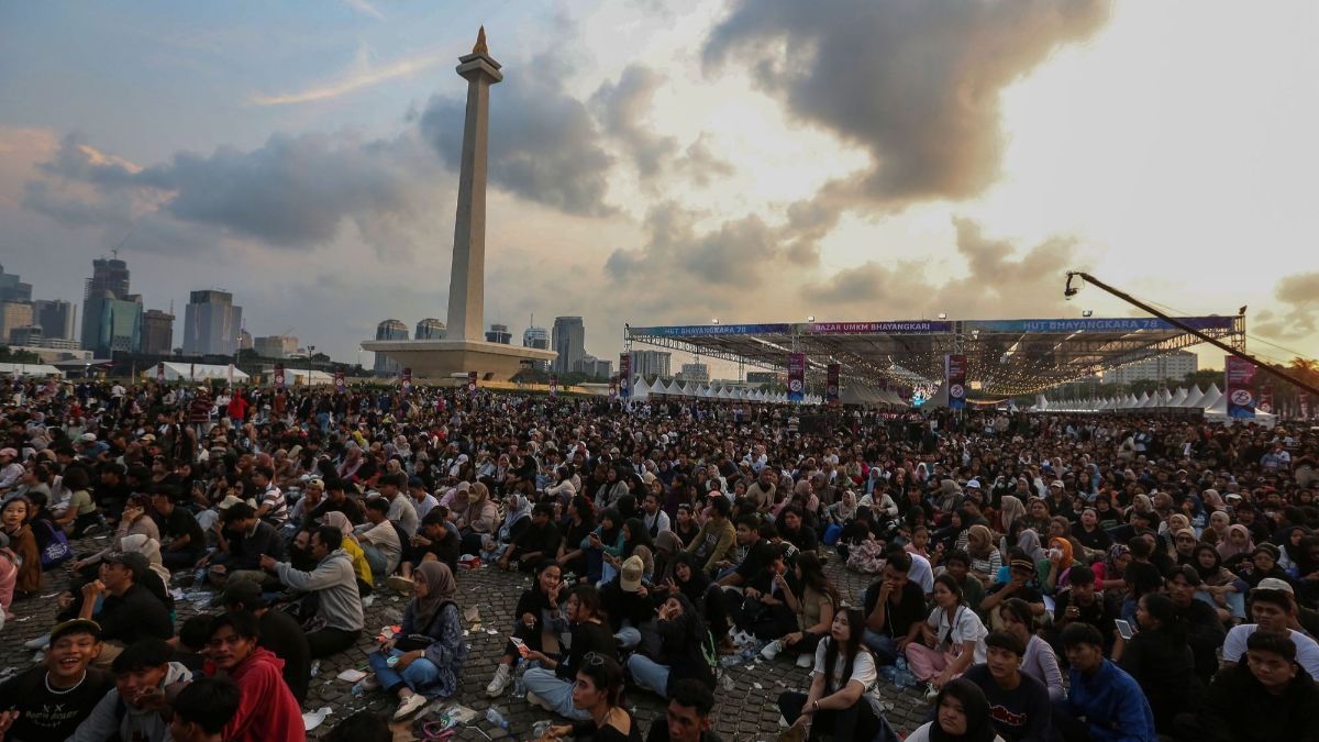 FOTO: Ramainya Monas Dipadati Ribuan Warga yang Datang ke Pesta Rakyat HUT ke-78 Bhayangkara